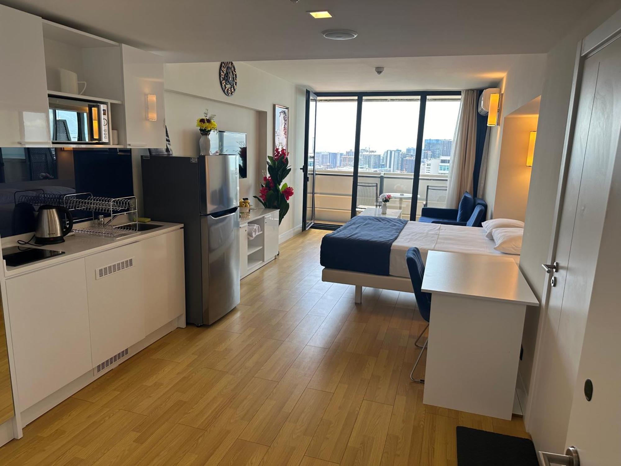 באטומי Orbi City Apartments On The Beach מראה חיצוני תמונה
